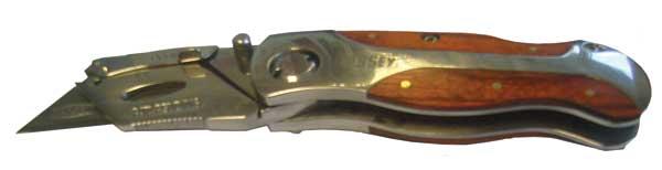 Bessey Knife with wooden handle