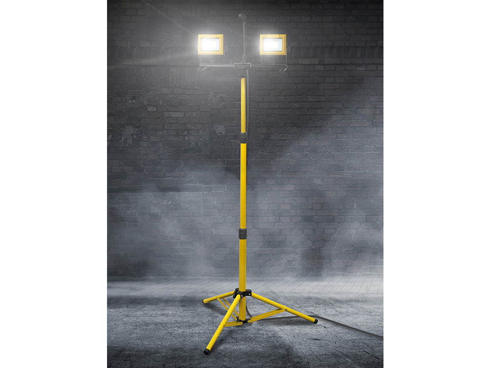 70W LED Twin Tripod Site Light 240V. Faithfull FPPSLT70V