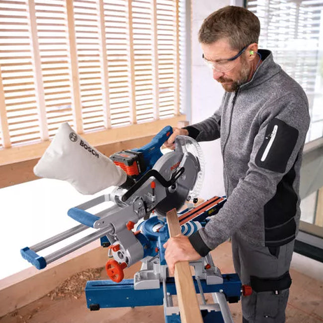 Bosch GCM 18V-254 Cordless Sliding Mitre saw without battery or charger *Refurbished*