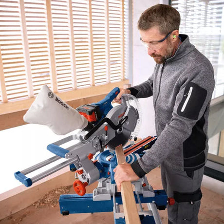 Bosch GCM 18V-254 Cordless Sliding Mitre saw without battery or charger *Refurbished*