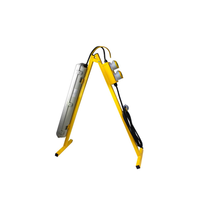 30W 2600 Lumens 2 Feet LED Plasterers Light With Take Offs 110V