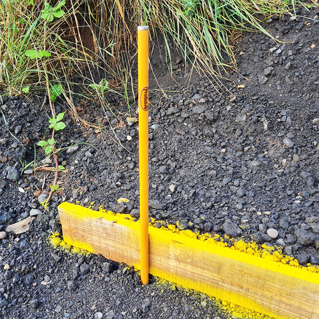 16 x 600mm Insulated Road Pin BS8020