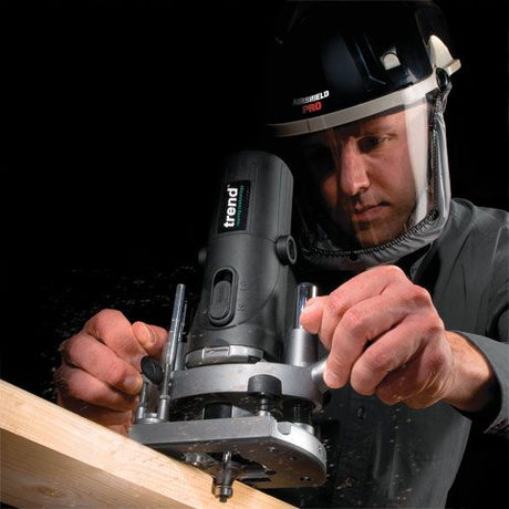 Trend 1/4 850W 1/4" Variable Speed Router 240V With Kitbox T4EK