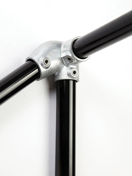 Left Hand Level Sloping Down Side Outlet Elbow C201LH Size 7(G32) Handrail Fitting, Galvanised