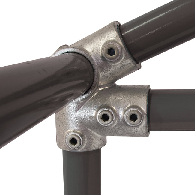 Eaves Fitting 27.5 Degree C56 Size 8 (G40) Handrail Fitting, Galvanised (Kee Klamp Compatible)