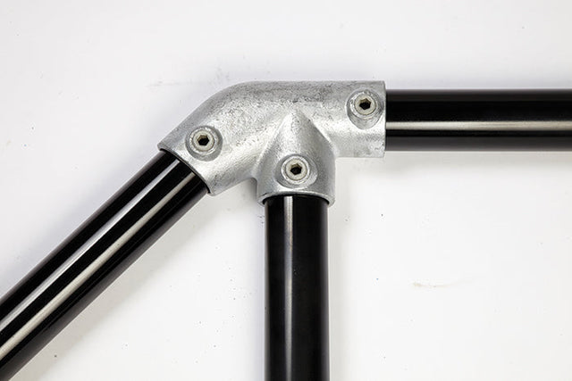 Level to Sloping Down Tee 30-45 Degree C041 Size 8(G40) Handrail Fitting, Galvanised