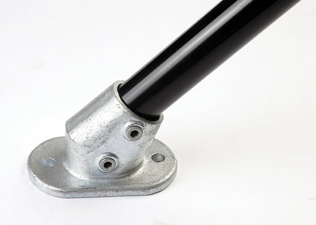 Angle Base Tee 30-45 Degree C59A Size 8(G40) Handrail Fitting, Galvanised